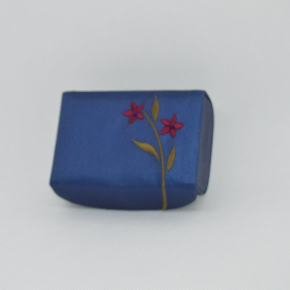 Vintage Satin/Embroidered Double Lipstick Case with Mirror - Picture 12 of 13